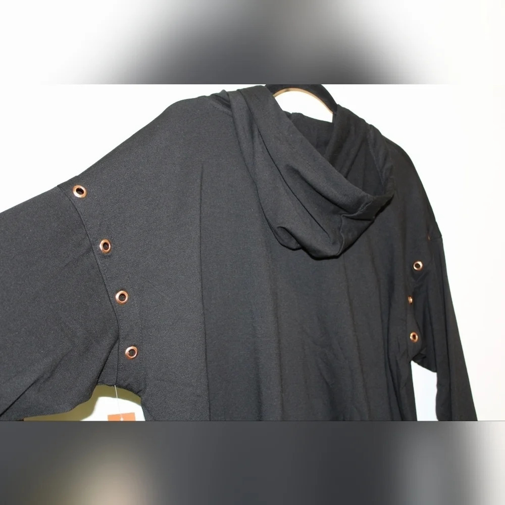 Adrienne Vittadini black zip up - Picture 4 of 9